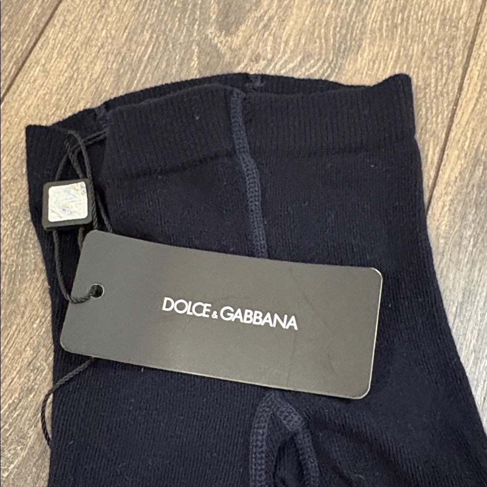 NEVER WORN Girls Dolce & Gabbana Black Tights w/Red & Pink Floral Ladybug Design - Picture 2 of 3
